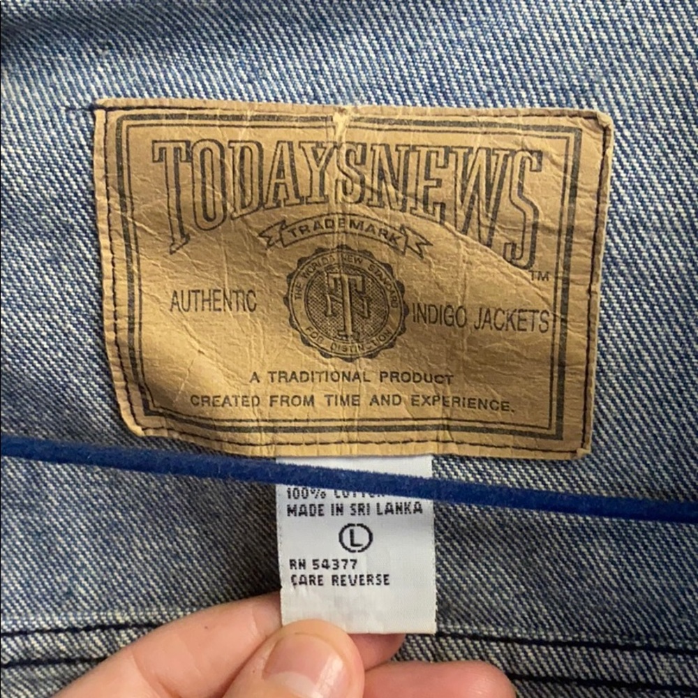 Jean jacket - Picture 2 of 3